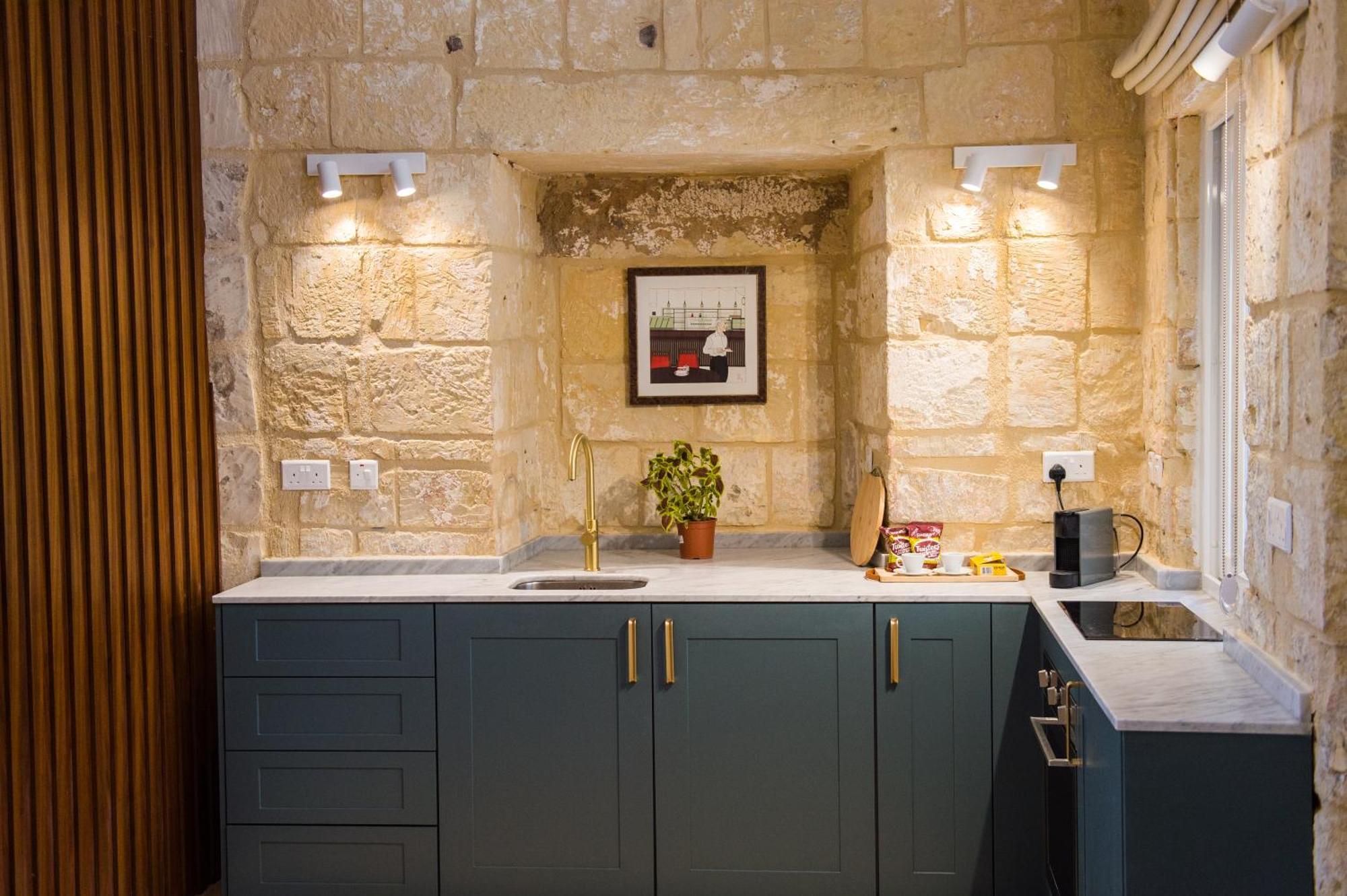 San Anton Suites Attard Екстериор снимка