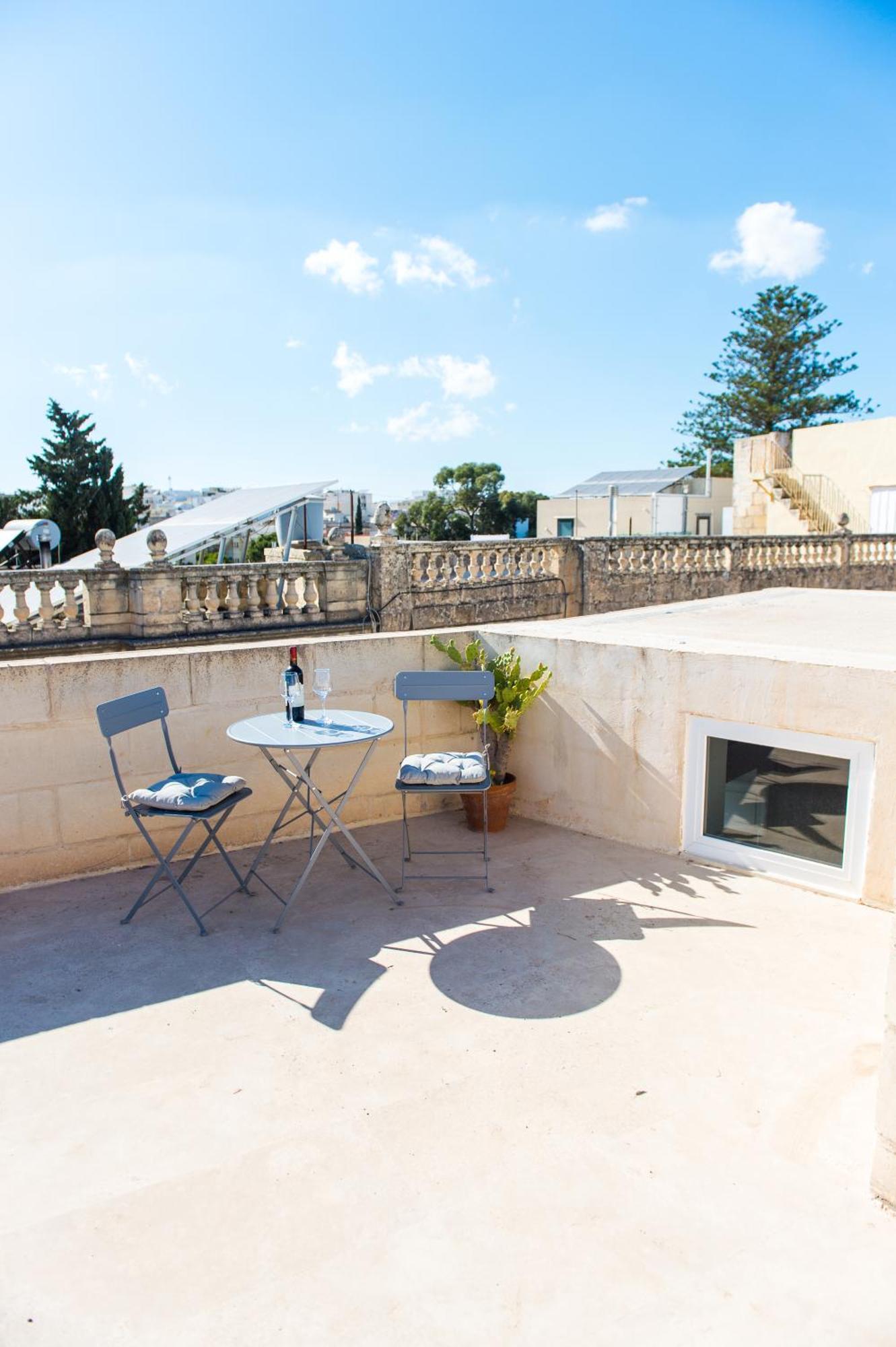 San Anton Suites Attard Екстериор снимка