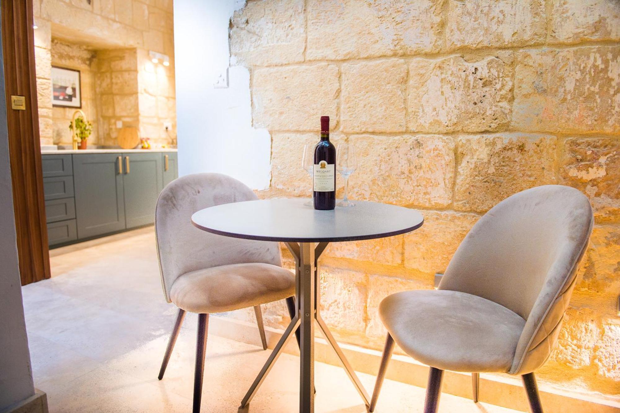 San Anton Suites Attard Екстериор снимка