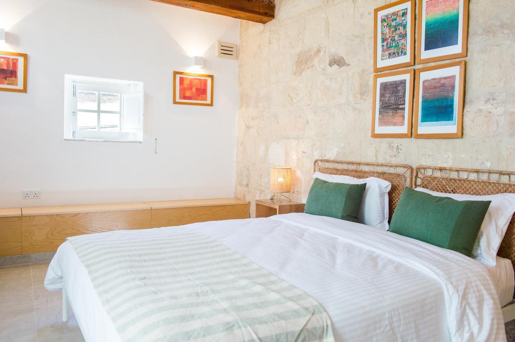 San Anton Suites Attard Екстериор снимка