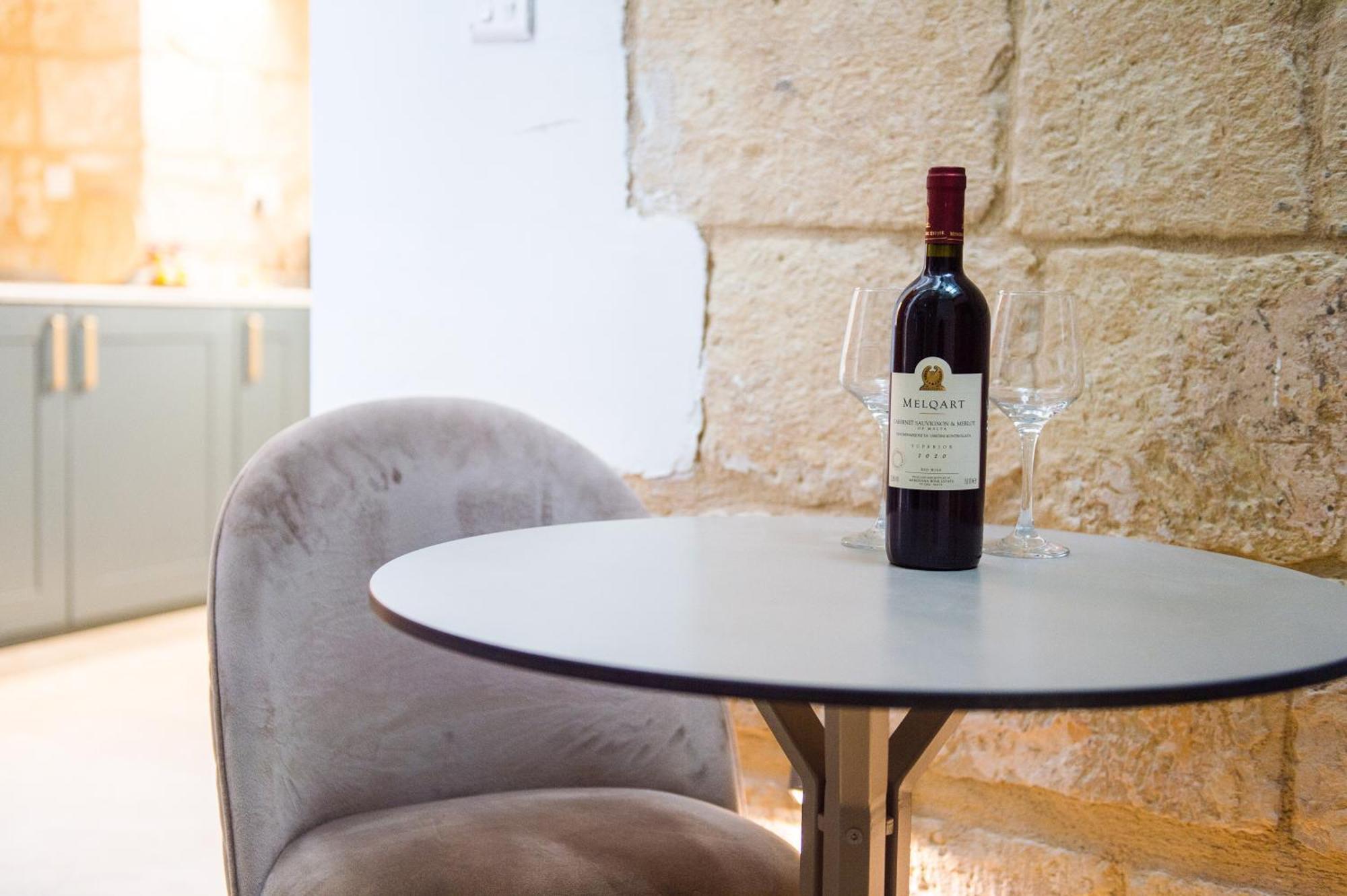 San Anton Suites Attard Екстериор снимка